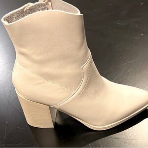 Steve Madden Cream Ankle Booties with Chunky Heel